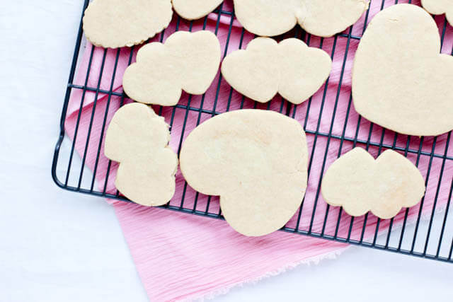 Peanut butter sugar cookies ohsweetbasil.com