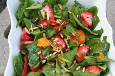 strawberry salad with brown sugar almonds and lemon dressing ohsweetbasil.com