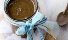 #oreo #biscoff spread that will knock your socks off! #recipe ohsweetbasil.com