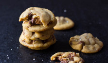 Best dang cookies I've ever had. I could not stop eating these! Browned Butter chocolate chip cookies stuffed with dulce de leche, nutella and topped w-sea salt ohsweetbasil.com_-3